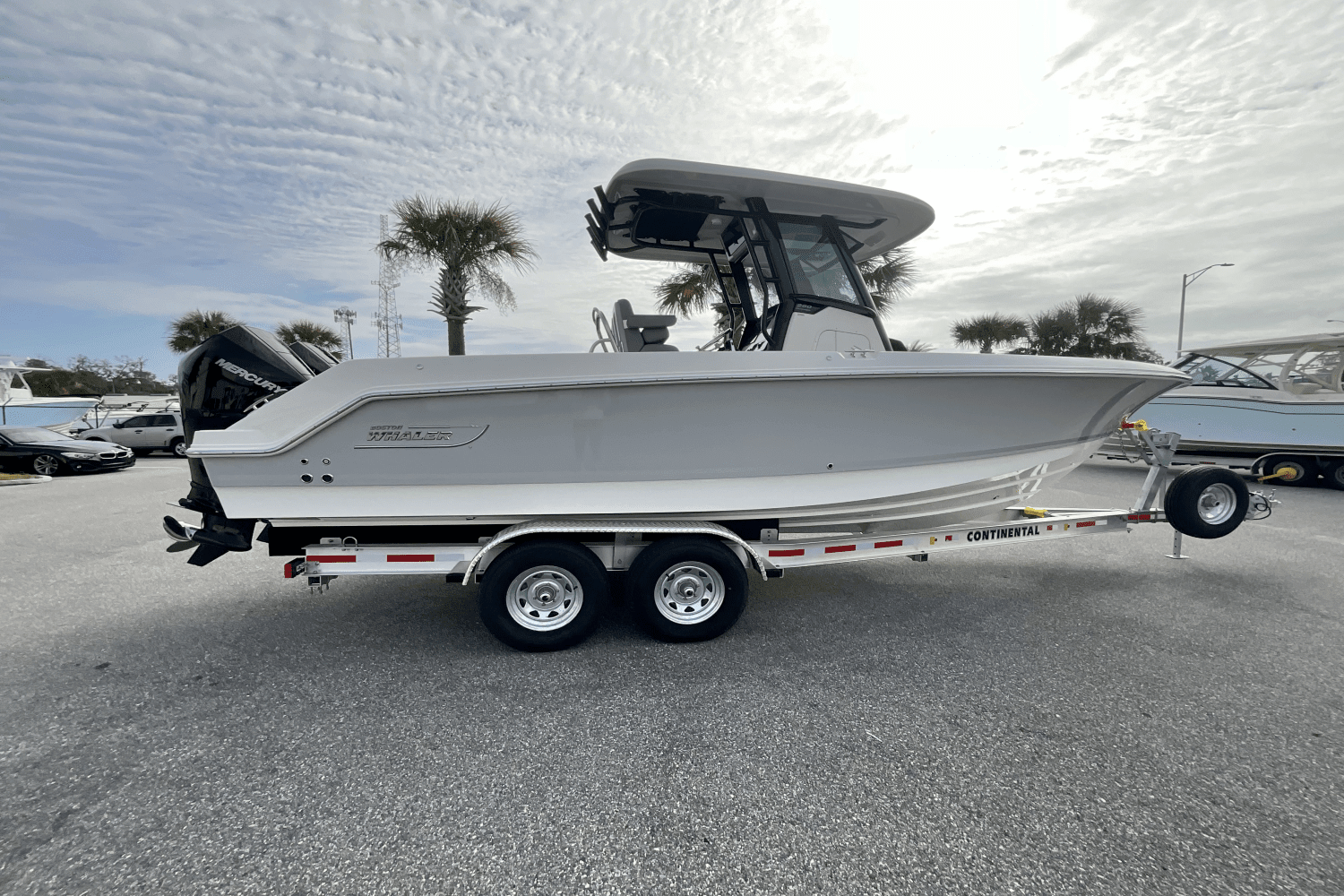 Thumbnail 4 for 2024 Boston Whaler 250 Outrage