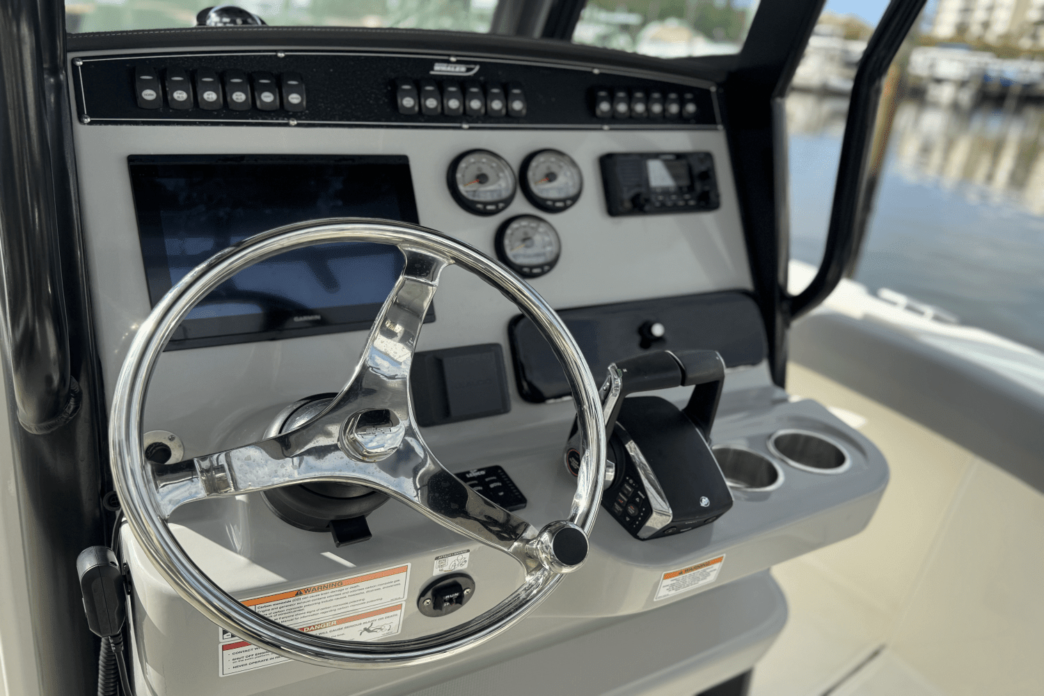 2024 Boston Whaler 250 Outrage Image Thumbnail #25