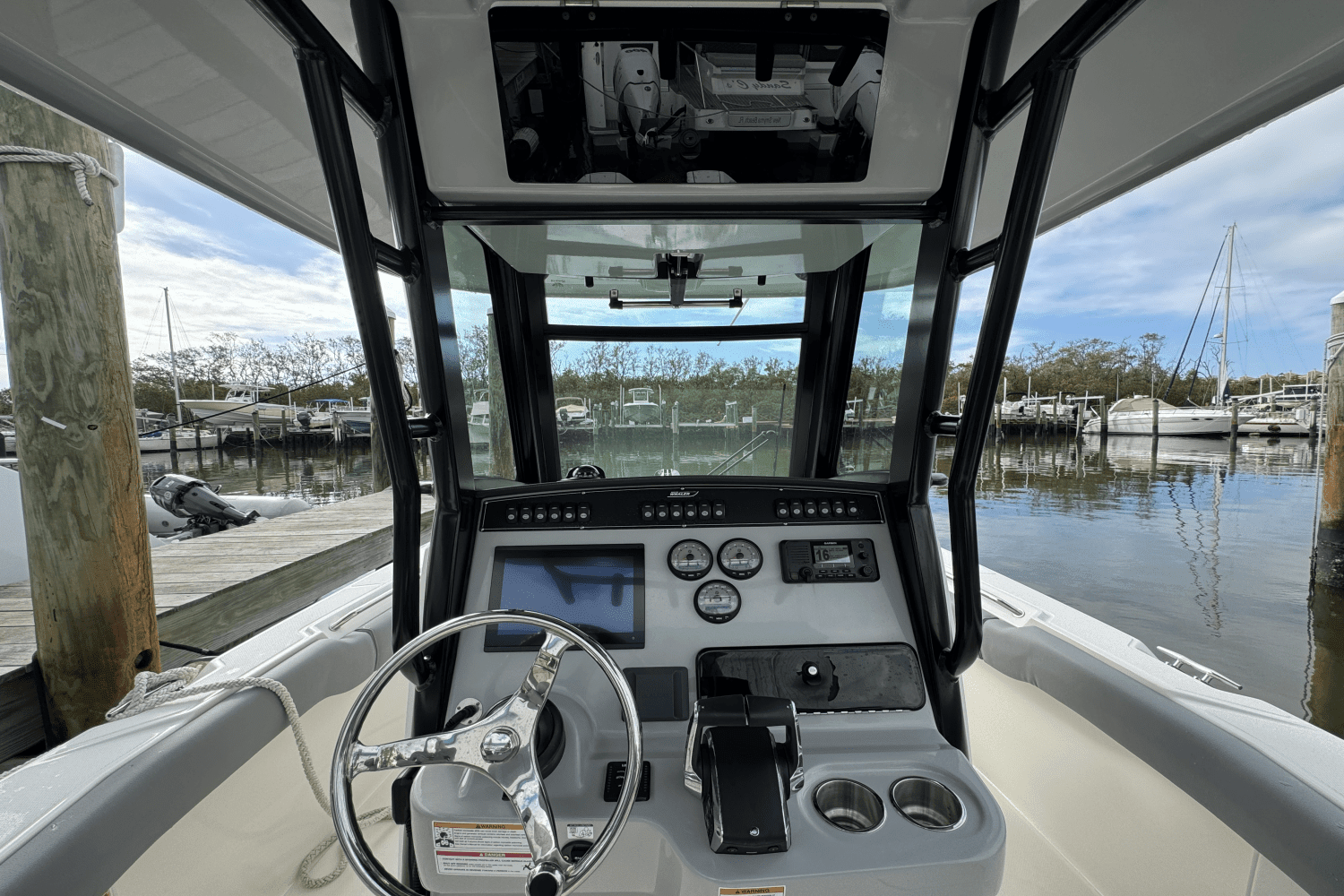 2024 Boston Whaler 250 Outrage Image Thumbnail #21