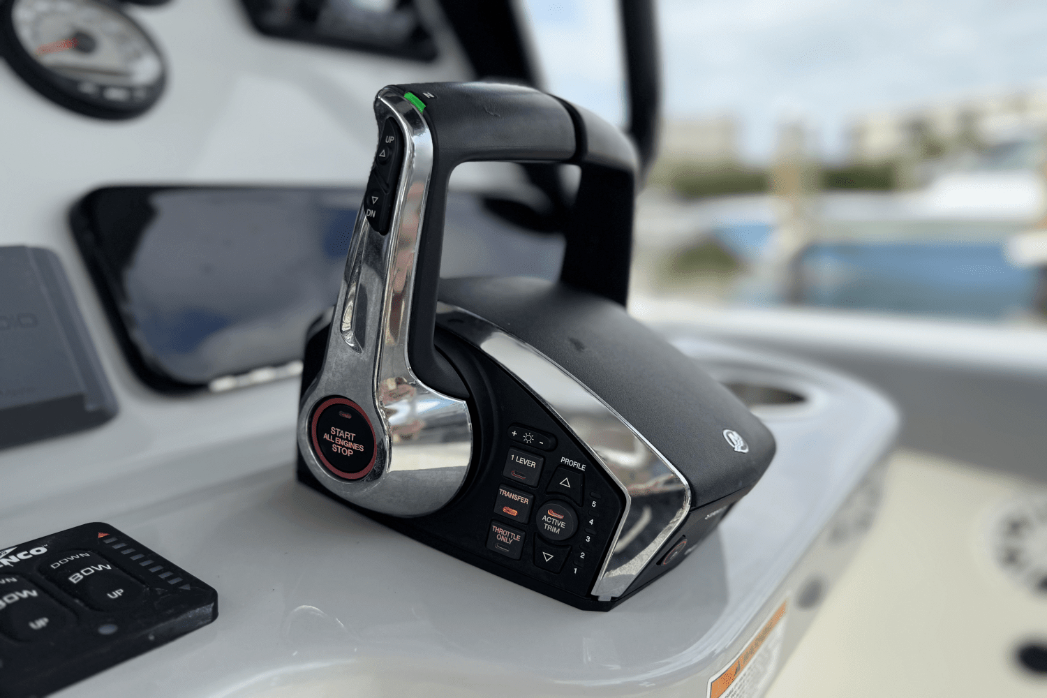 2024 Boston Whaler 250 Outrage Image Thumbnail #28