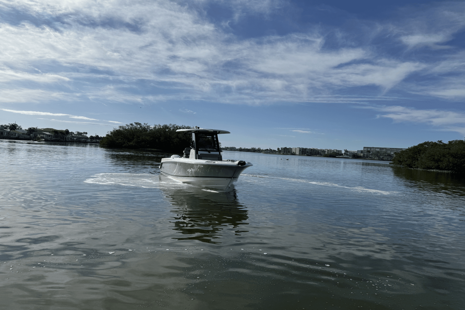 2024 Boston Whaler 250 Outrage Image Thumbnail #9