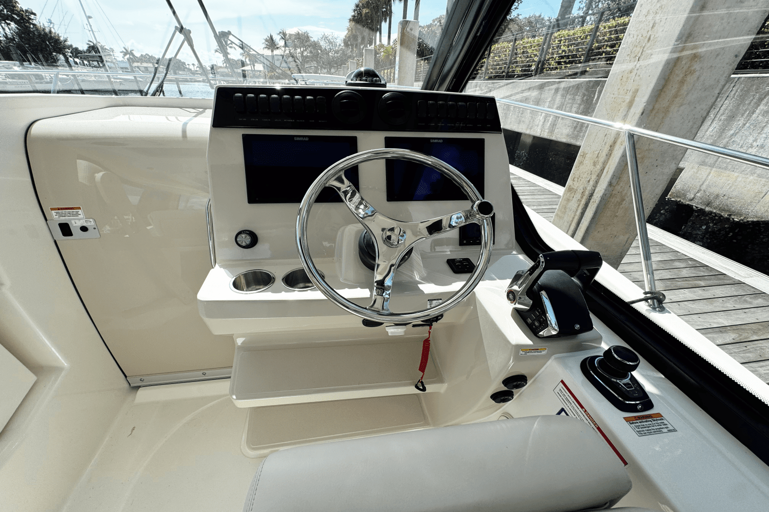 2024 Boston Whaler 325 Conquest Image Thumbnail #23