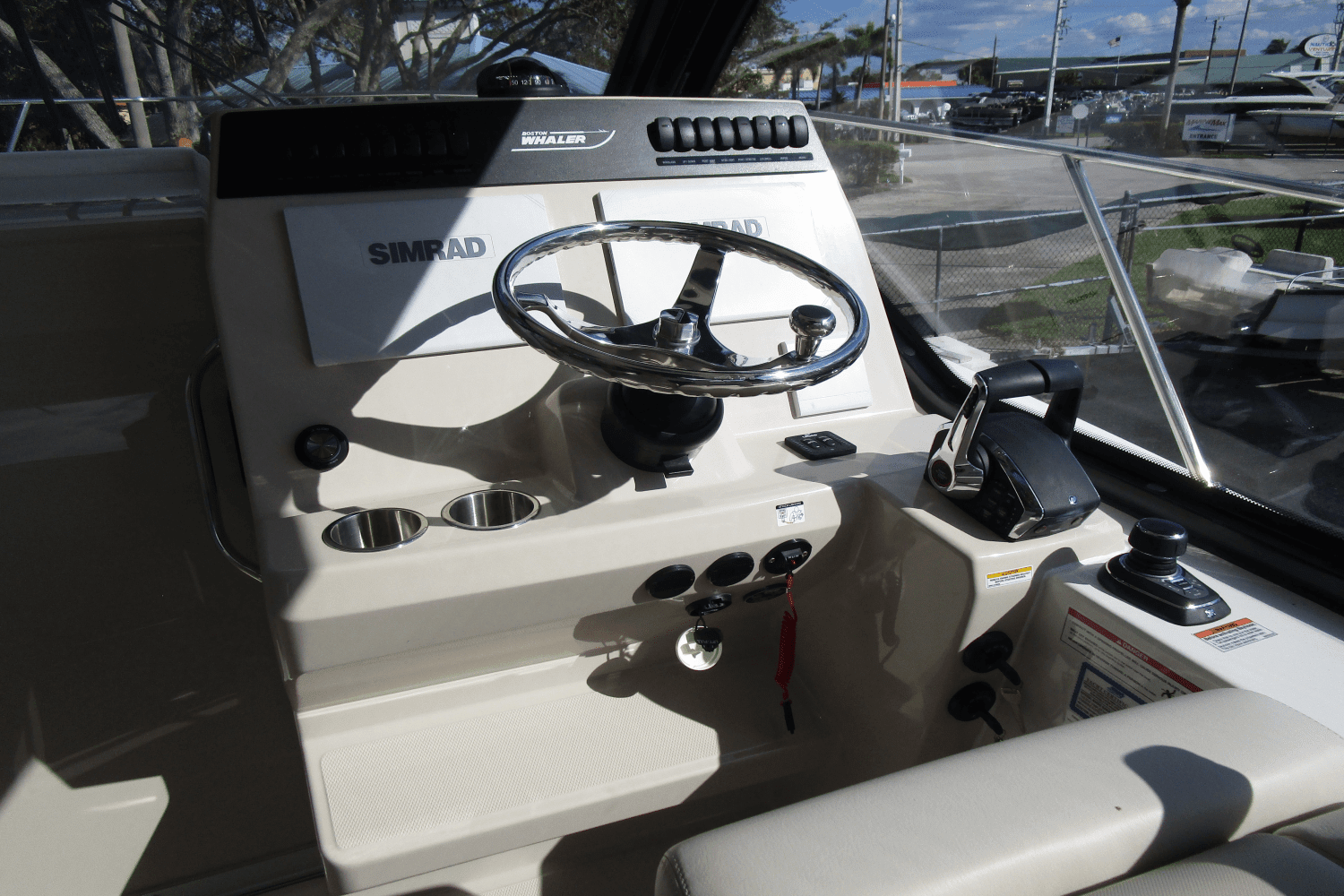 Thumbnail 4 for 2024 Boston Whaler 325 Conquest