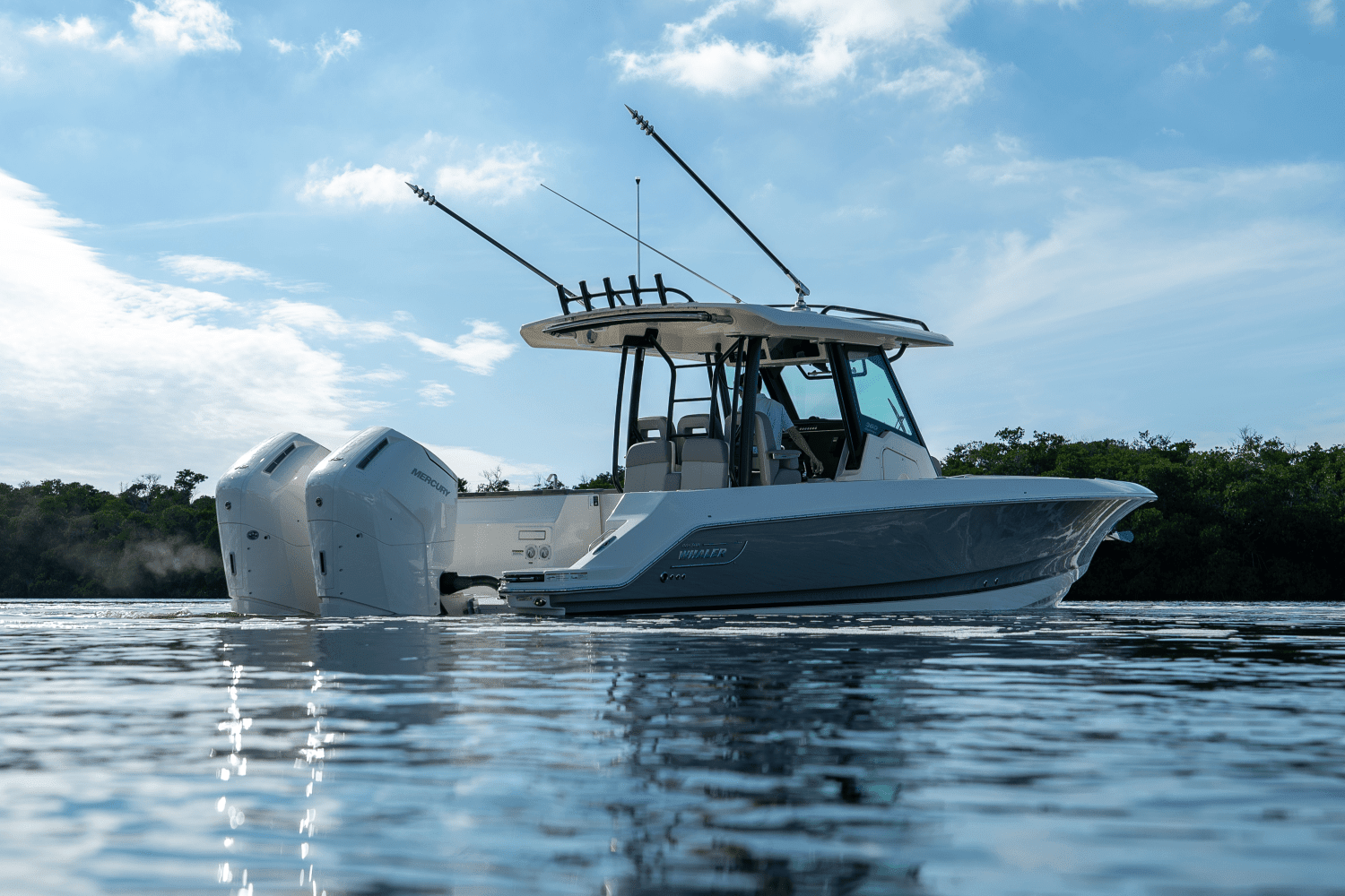 2024 Boston Whaler 360 Outrage Image Thumbnail #3