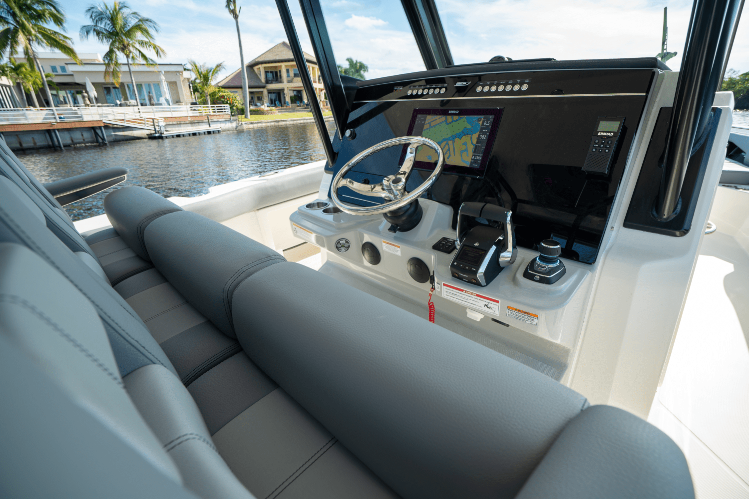 2024 Boston Whaler 360 Outrage Image Thumbnail #24