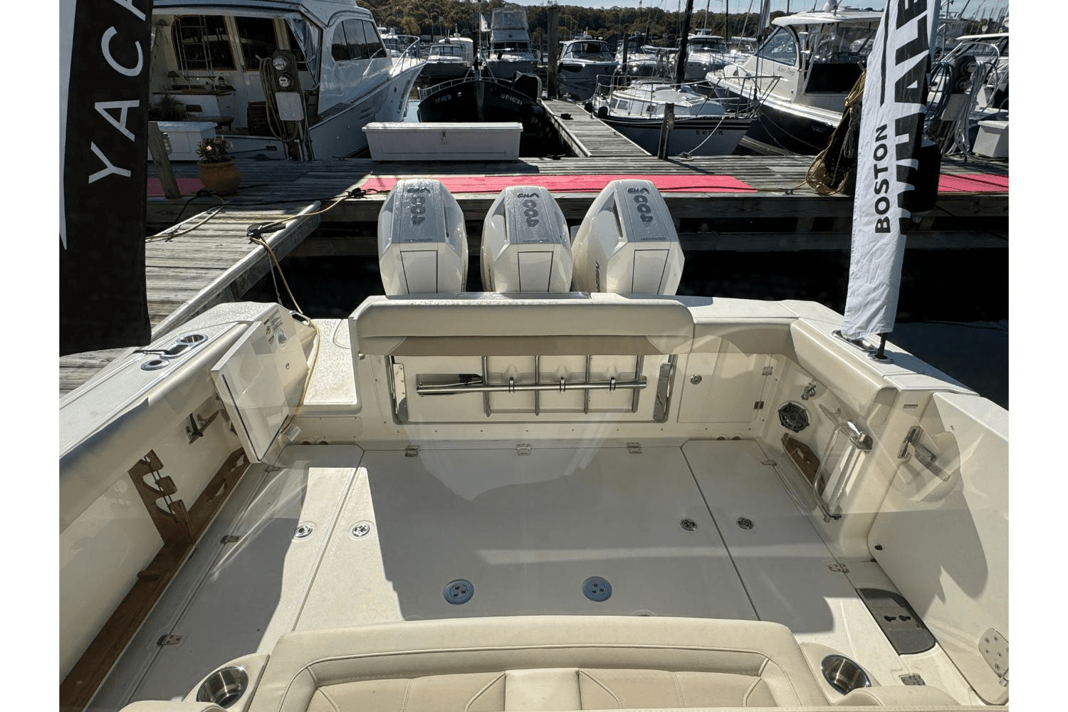 2024 Boston Whaler 380 Outrage