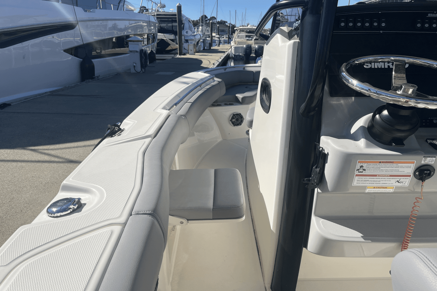 2024 Boston Whaler 250 Outrage Image Thumbnail #24