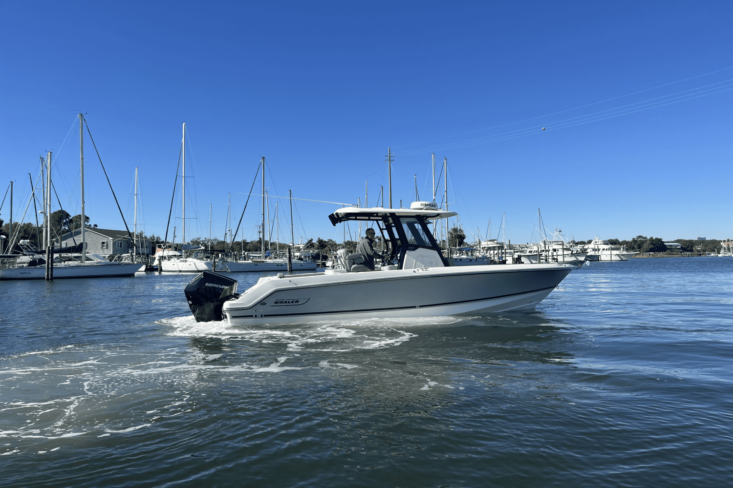 2024 Boston Whaler 250 Outrage Image Thumbnail #5