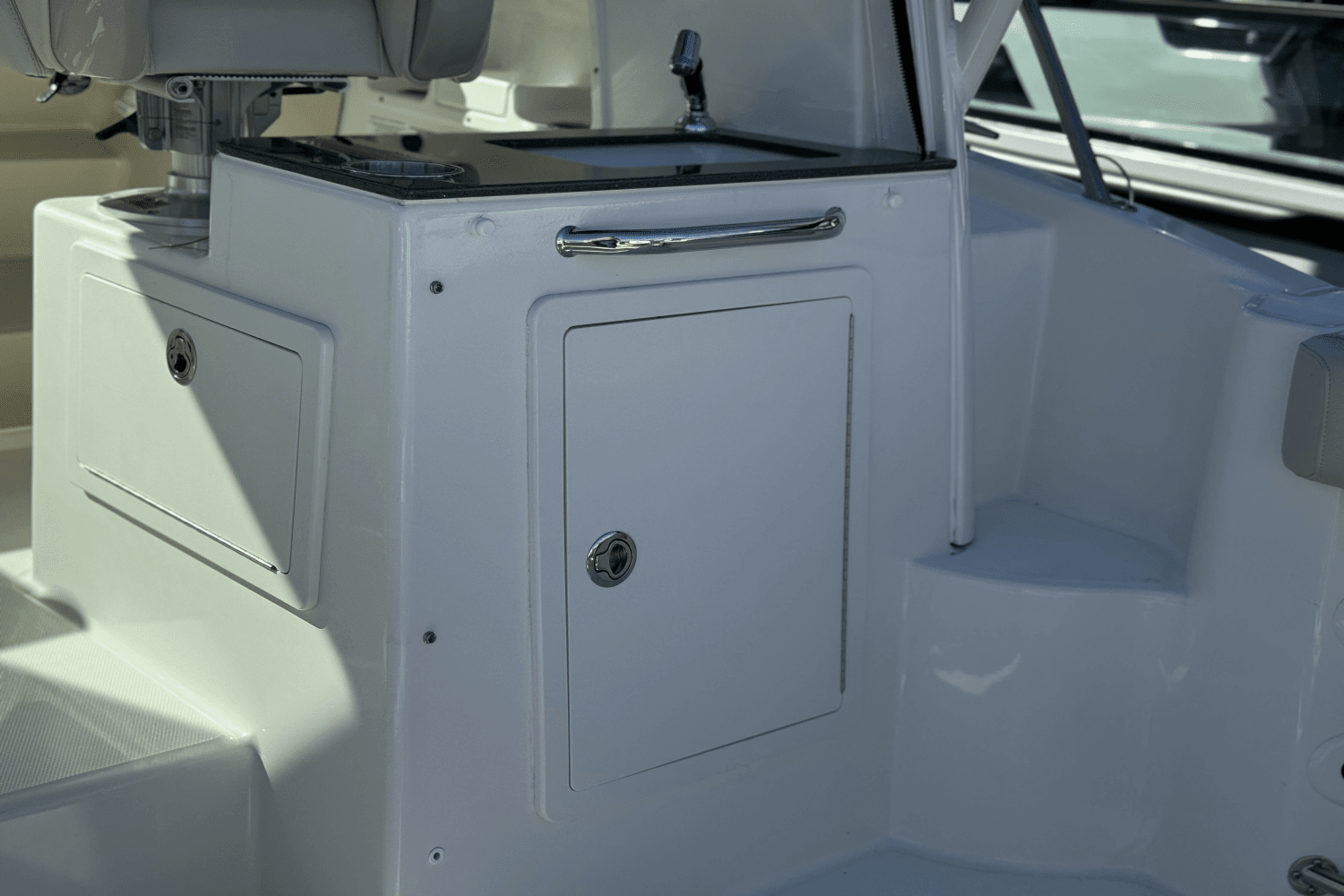 2024 Boston Whaler 285 Conquest Image Thumbnail #10