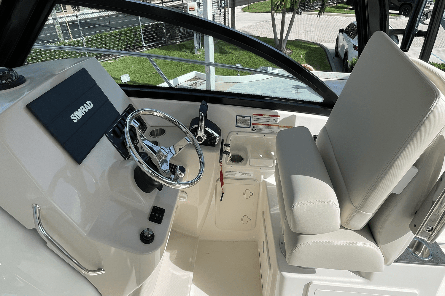 2024 Boston Whaler 285 Conquest Image Thumbnail #14