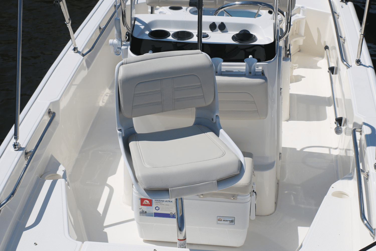 2024 Boston Whaler 150 Montauk Image Thumbnail #8