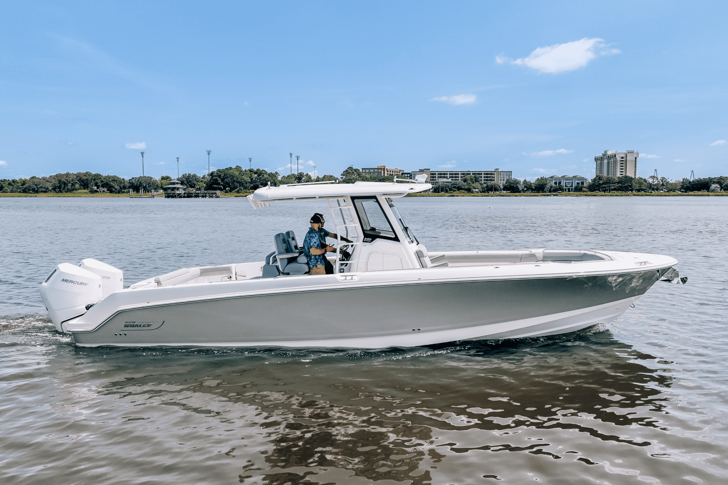 2024 Boston Whaler 330 Outrage Image Thumbnail #15