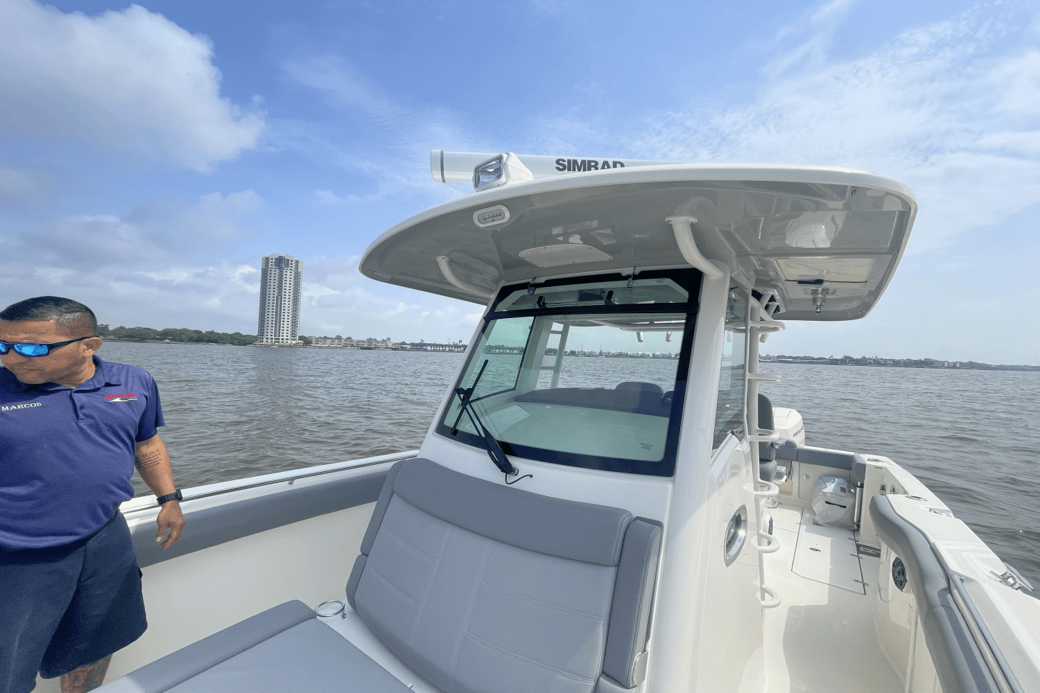 2024 Boston Whaler 330 Outrage Image Thumbnail #12