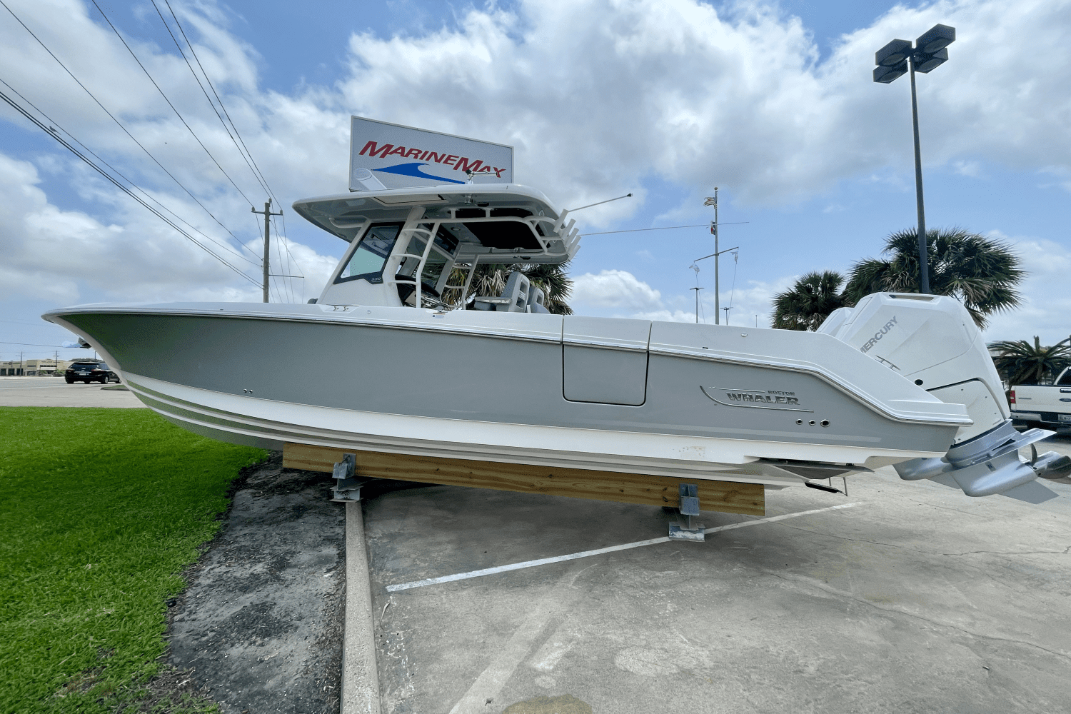 Thumbnail 3 for 2024 Boston Whaler 330 Outrage