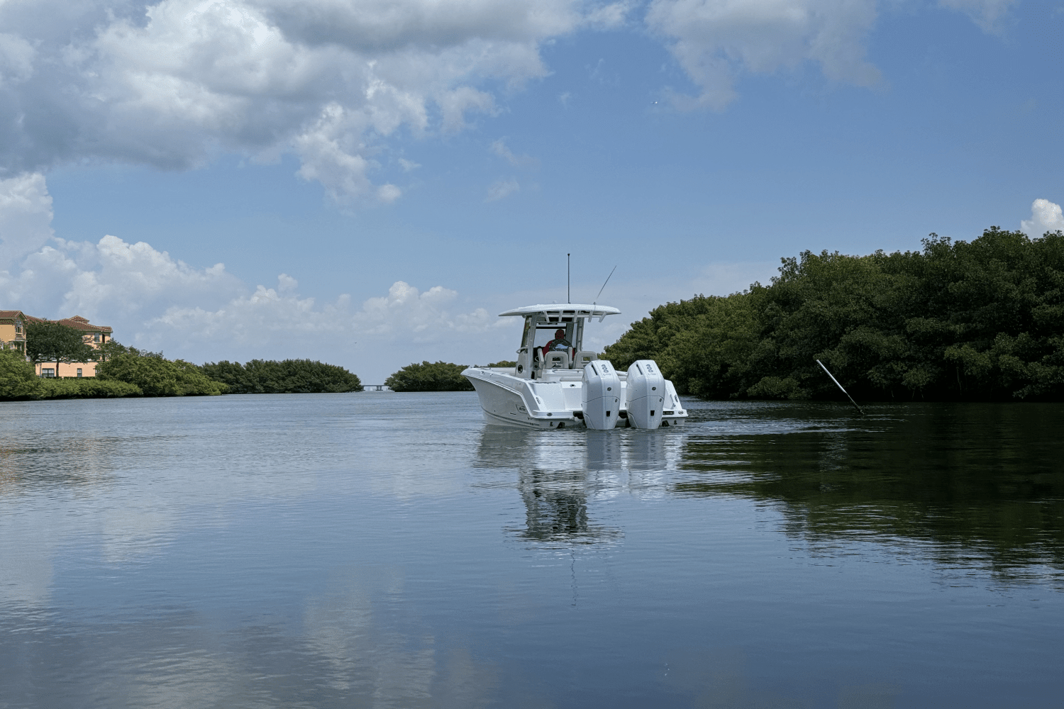 2024 Boston Whaler 280 Outrage Image Thumbnail #9