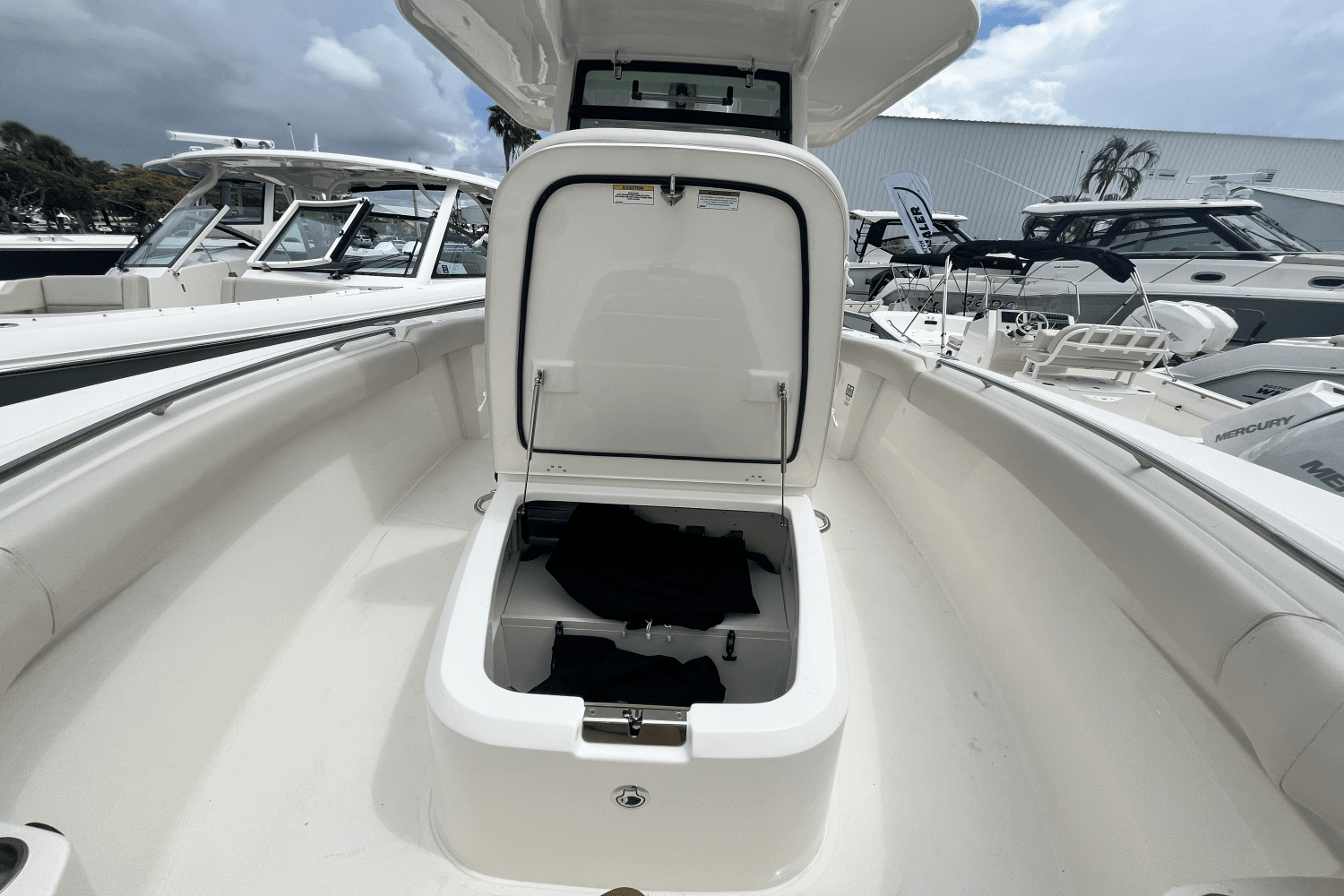 2024 Boston Whaler 280 Outrage Image Thumbnail #39