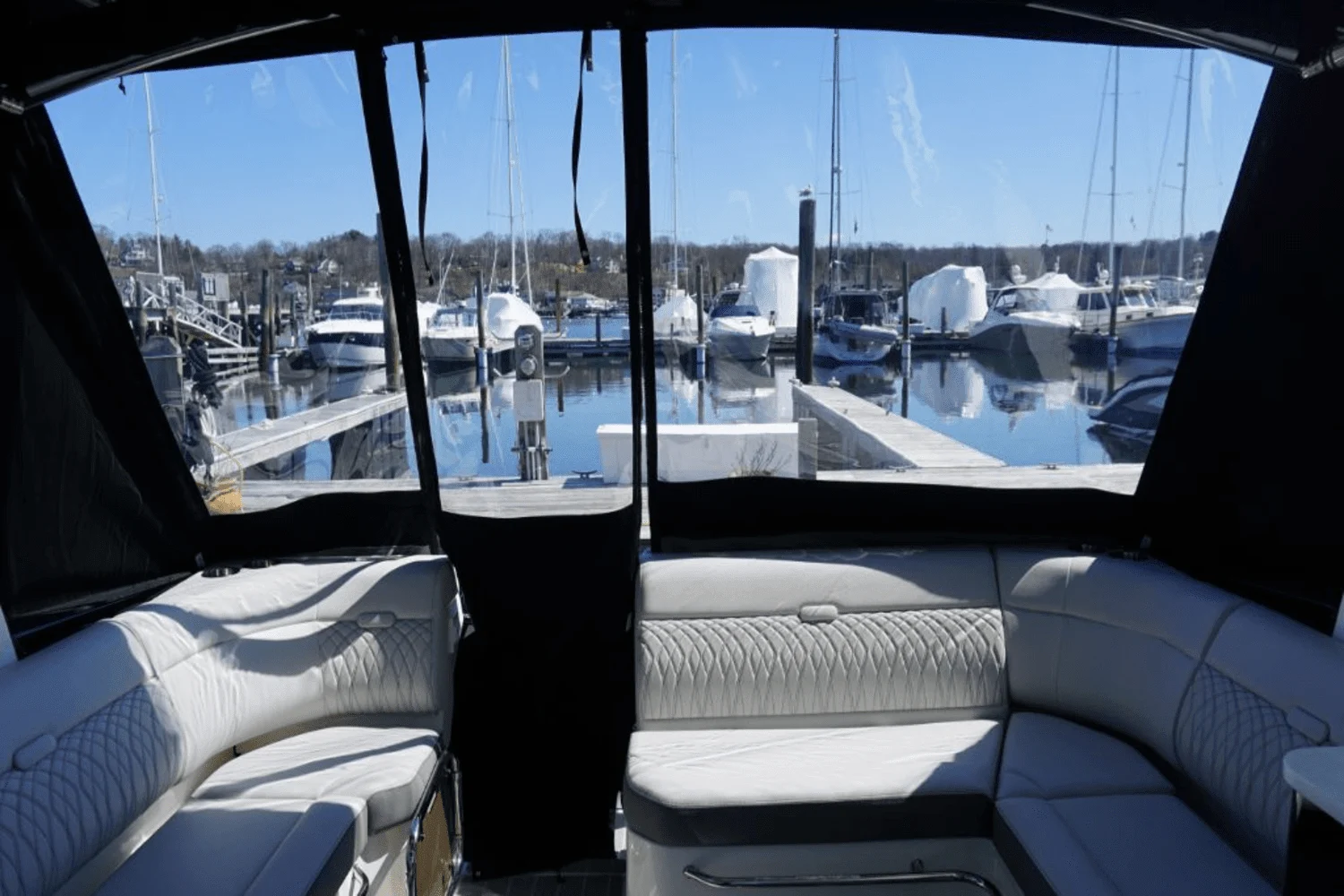 2023 Sea Ray
                                                             Sundancer 370 OB Image Thumbnail #5