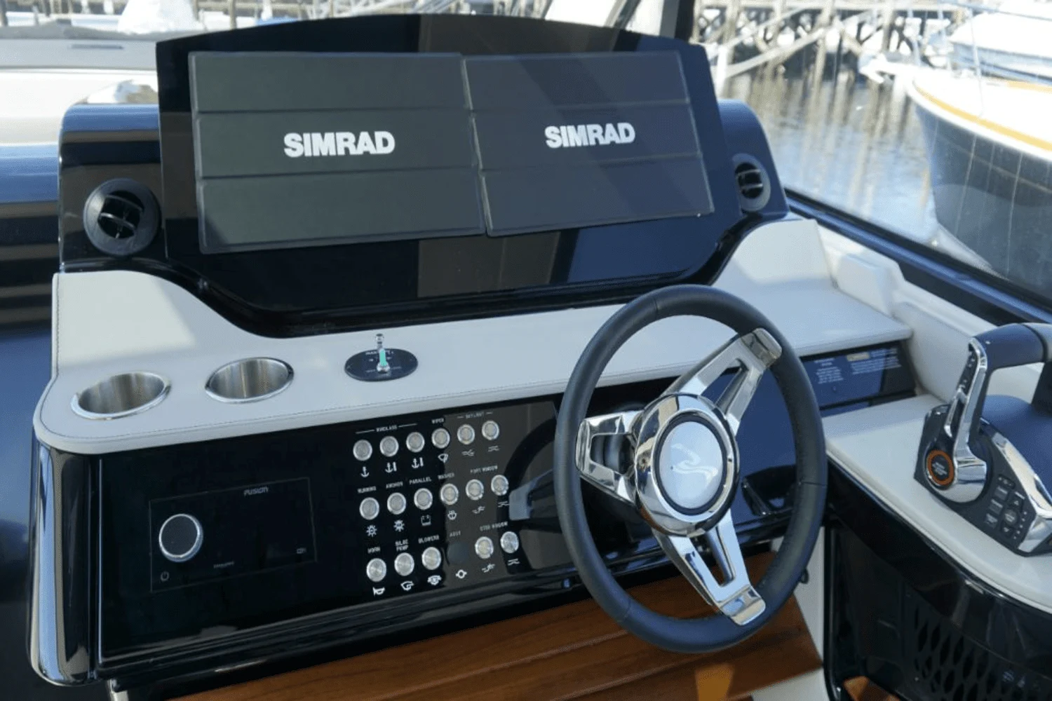 2023 Sea Ray
                                                             Sundancer 370 Outboard Image Thumbnail #8