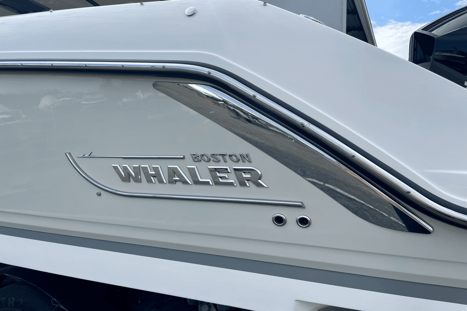 2024 Boston Whaler 320 Vantage Image Thumbnail #1