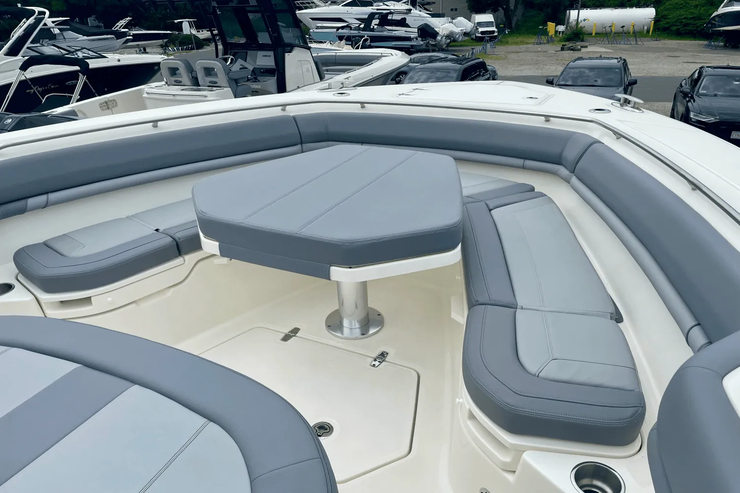 2025 Boston Whaler 380 Outrage Image Thumbnail #38