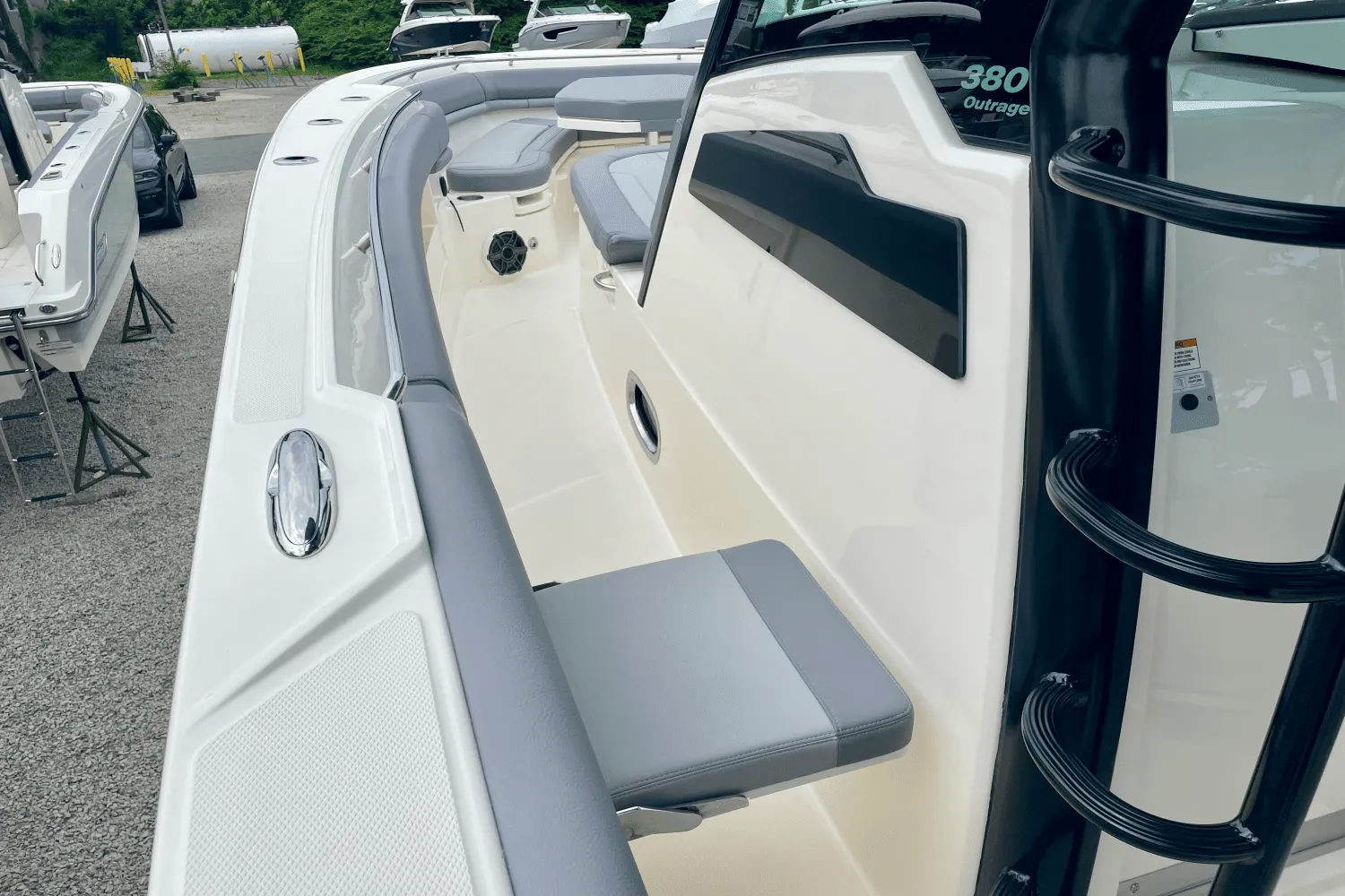 2025 Boston Whaler 380 Outrage Image Thumbnail #34