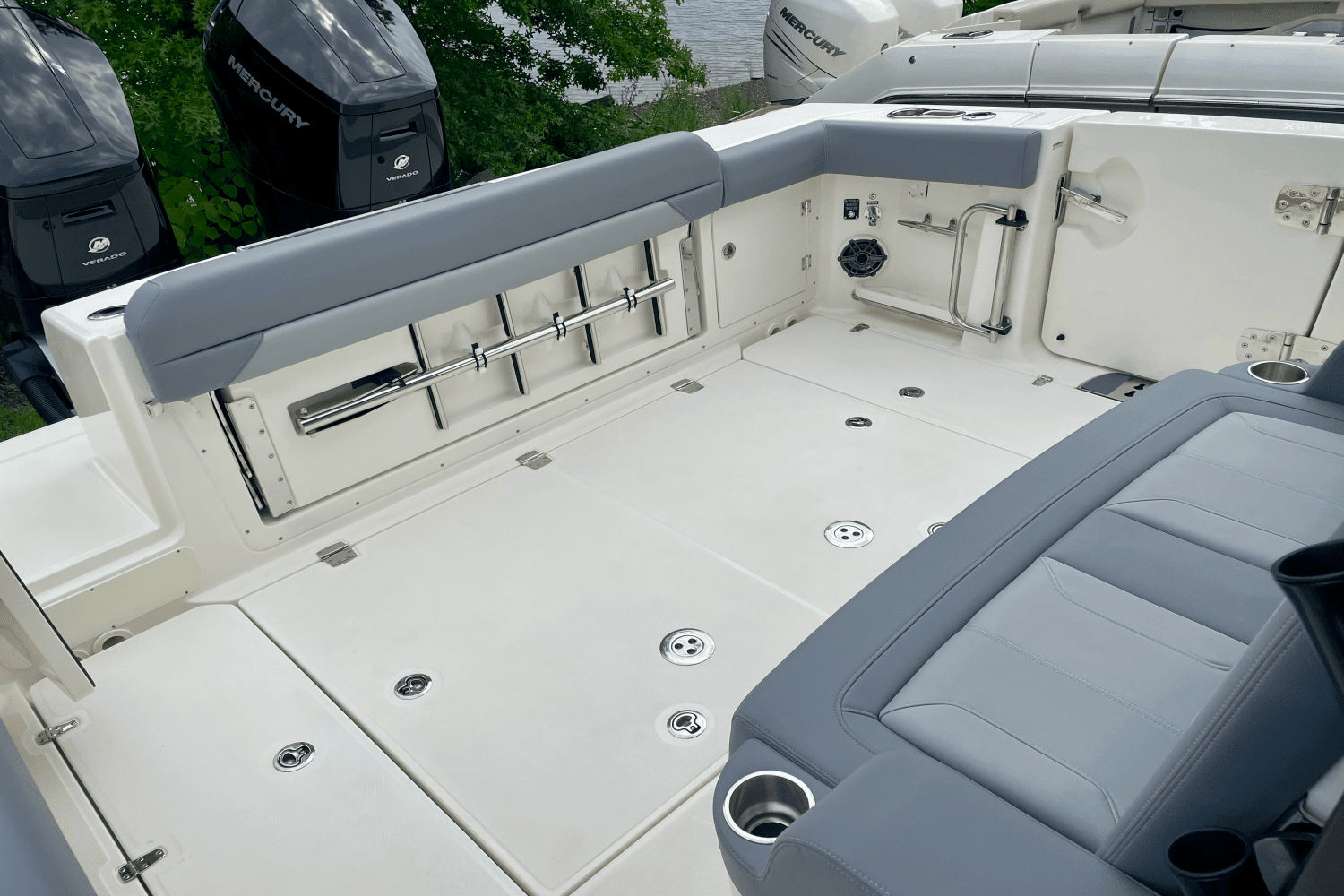 2025 Boston Whaler 380 Outrage Image Thumbnail #14