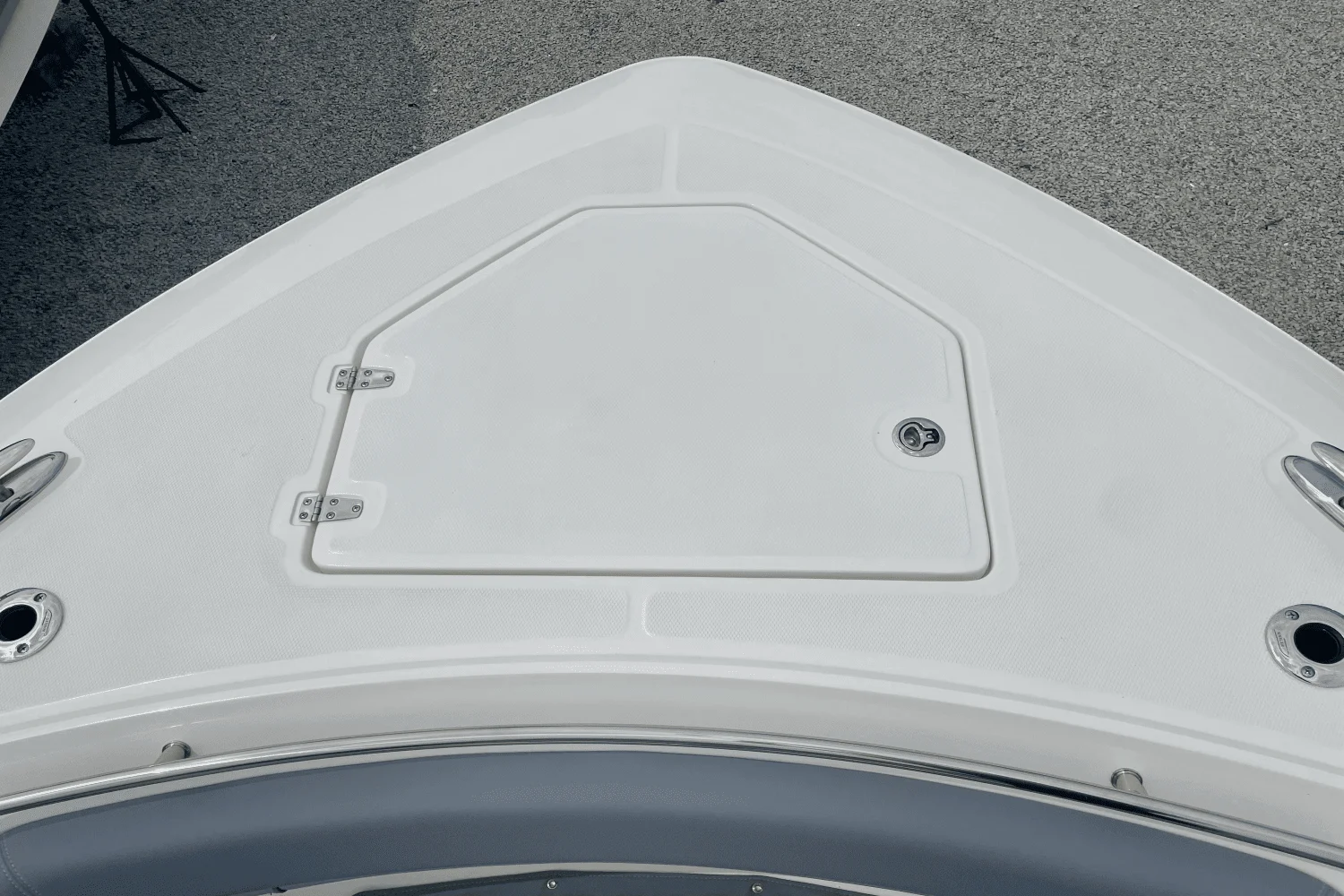 2025 Boston Whaler 380 Outrage Image Thumbnail #40