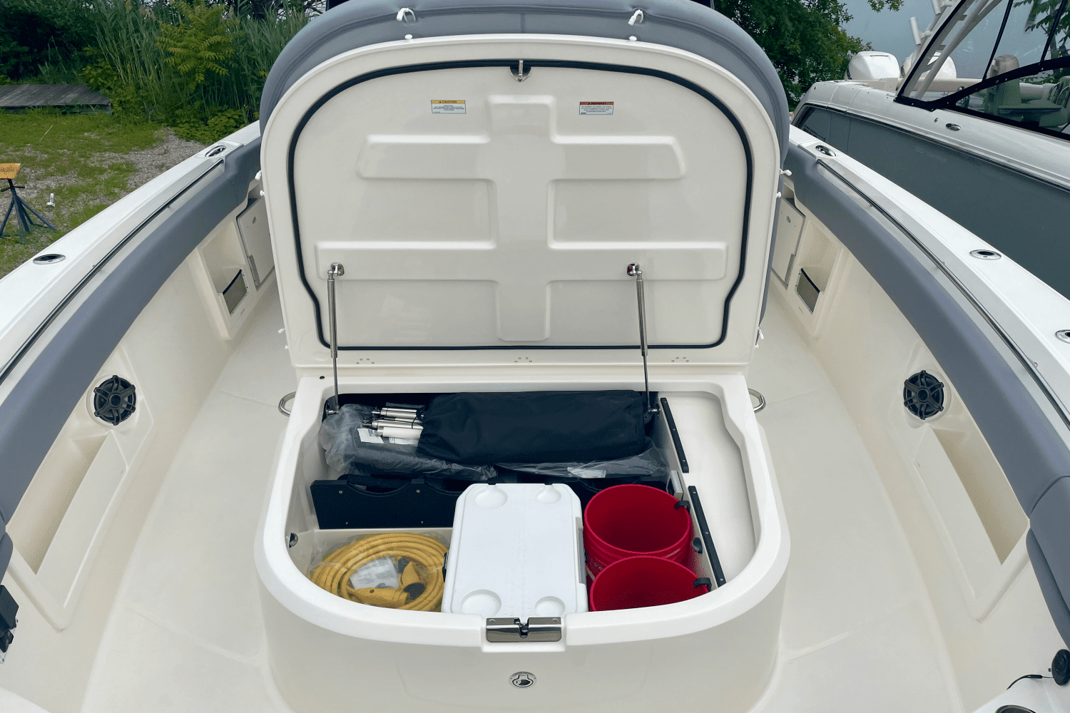 2025 Boston Whaler 380 Outrage Image Thumbnail #36