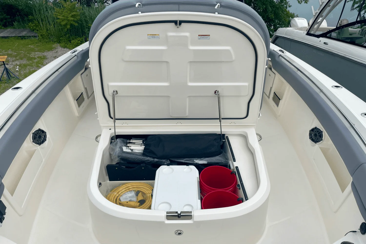 2025 Boston Whaler 380 Outrage Image Thumbnail #36