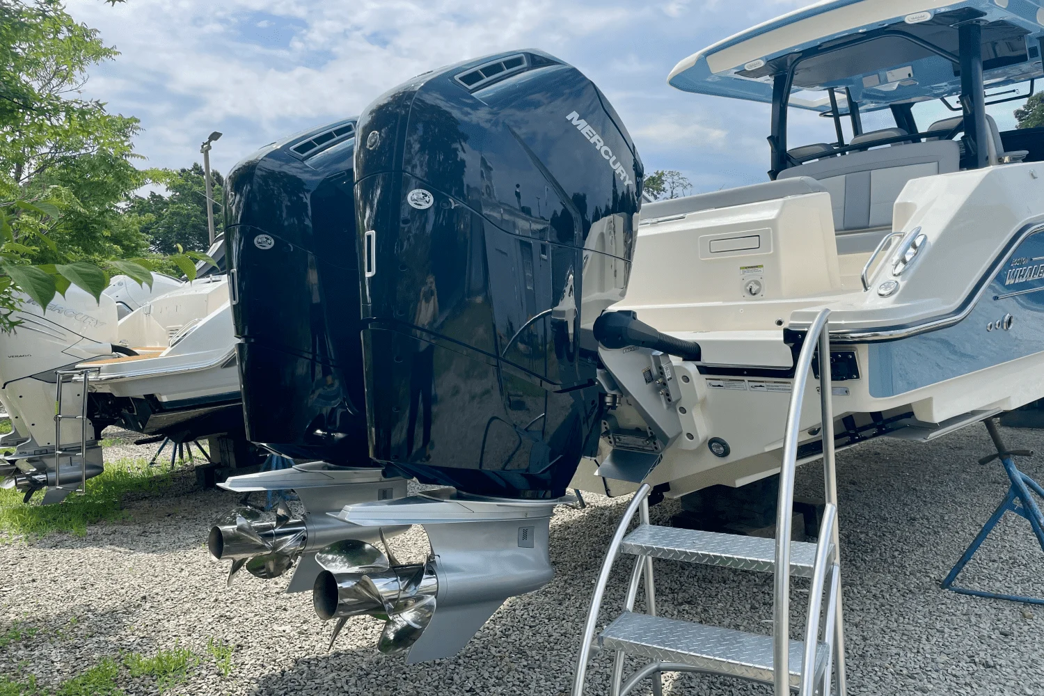 2025 Boston Whaler 380 Outrage Image Thumbnail #11