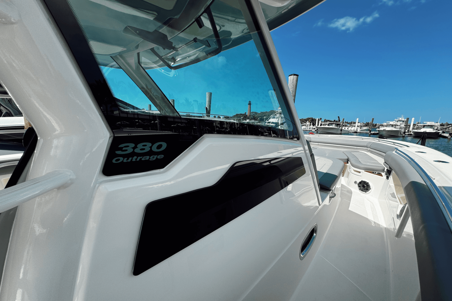 2024 Boston Whaler 380 Outrage Image Thumbnail #28