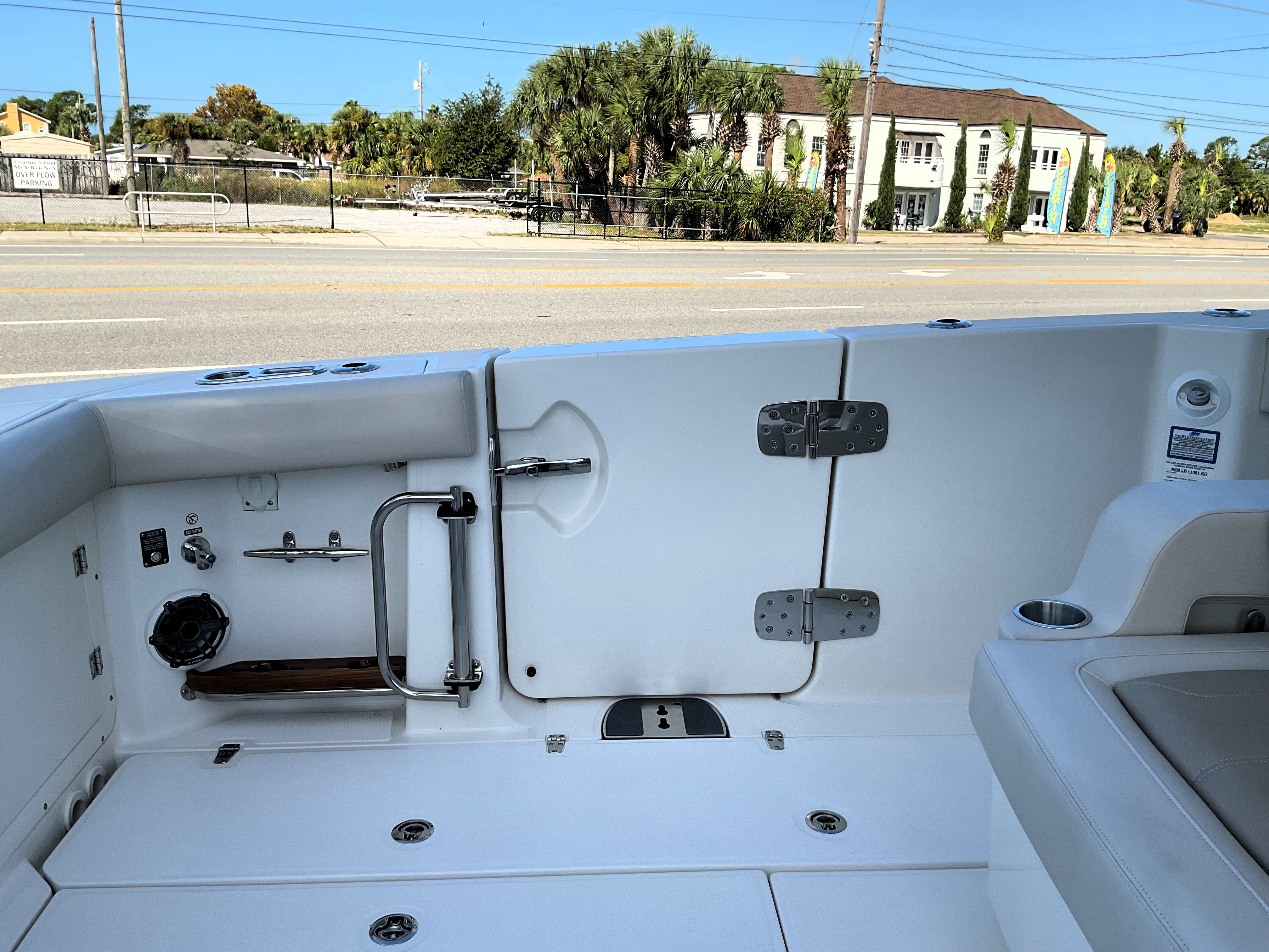 2025 Boston Whaler 380 Outrage Image Thumbnail #30