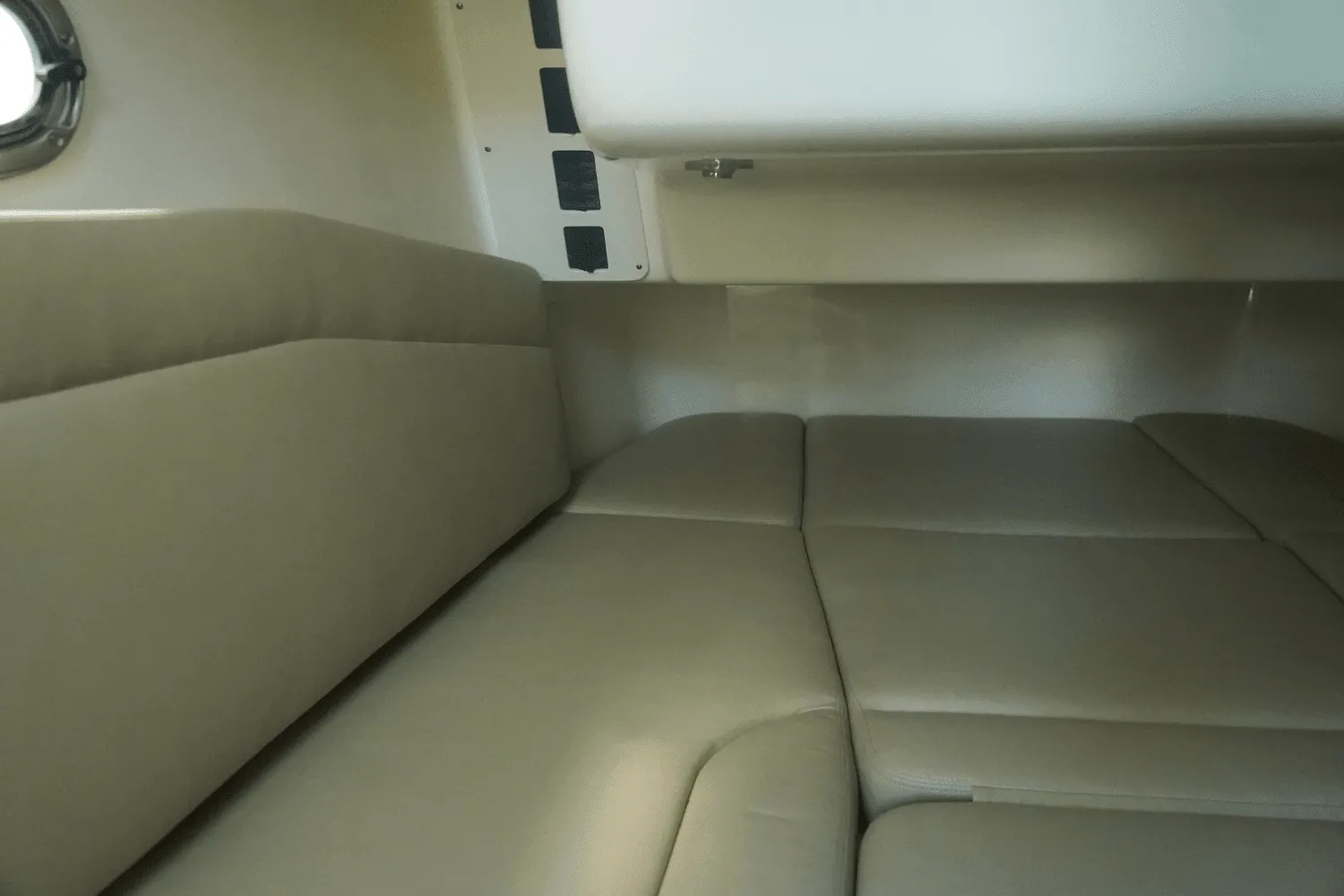 2025 Boston Whaler 380 Outrage Image Thumbnail #19