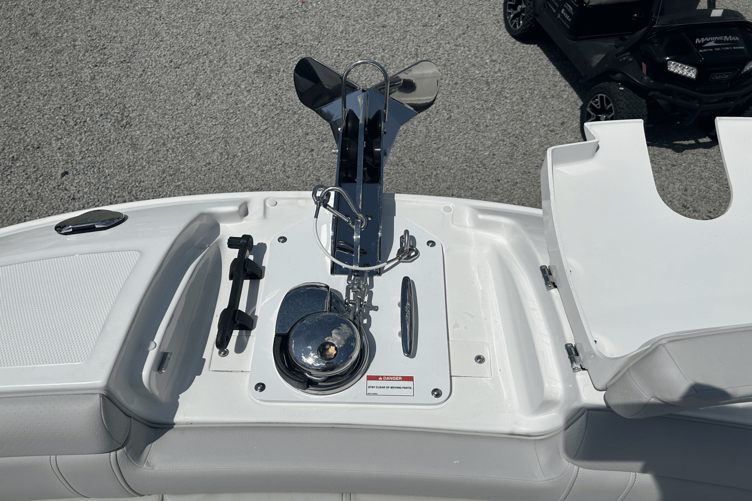 2024 Sea Ray SDX 270 Outboard Image Thumbnail #13