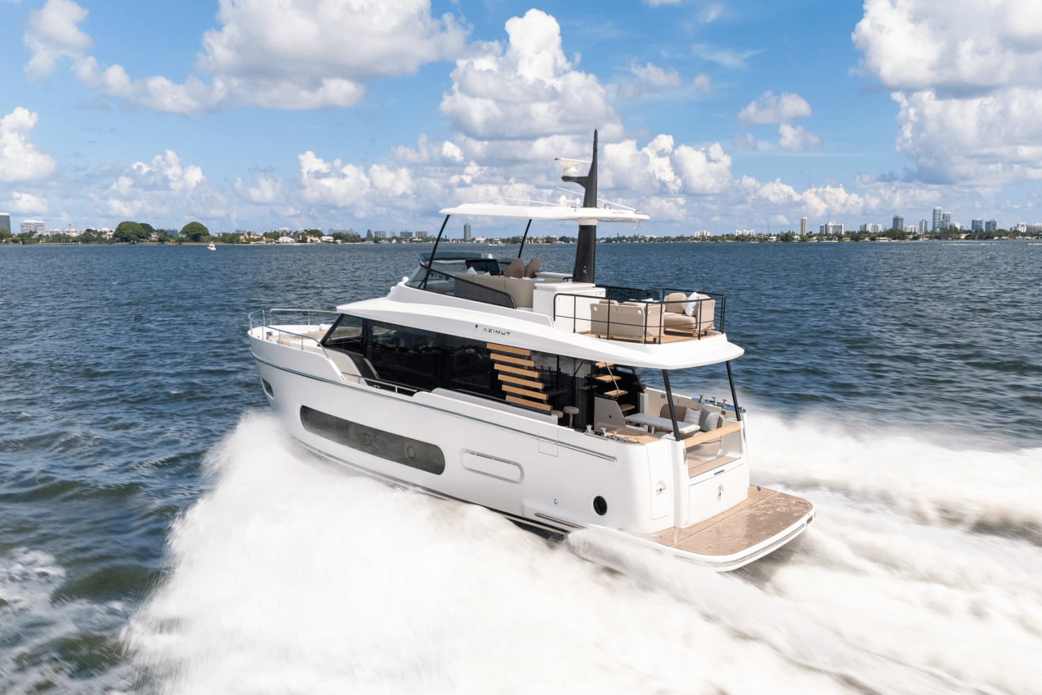 2025 Azimut
                                                             Magellano 60 Image Thumbnail #0