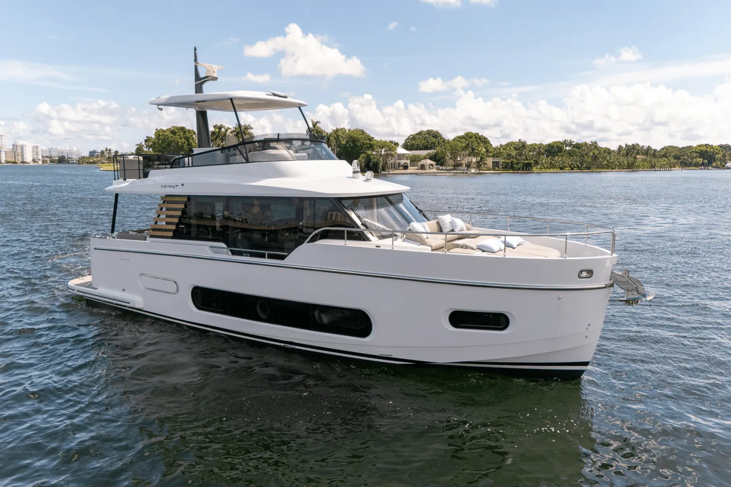 2025 Azimut
                                                             Magellano 60 Image Thumbnail #11