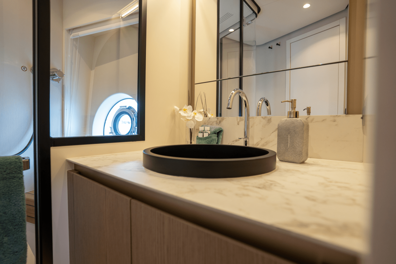 2025 Azimut Magellano 60 Image Thumbnail #38