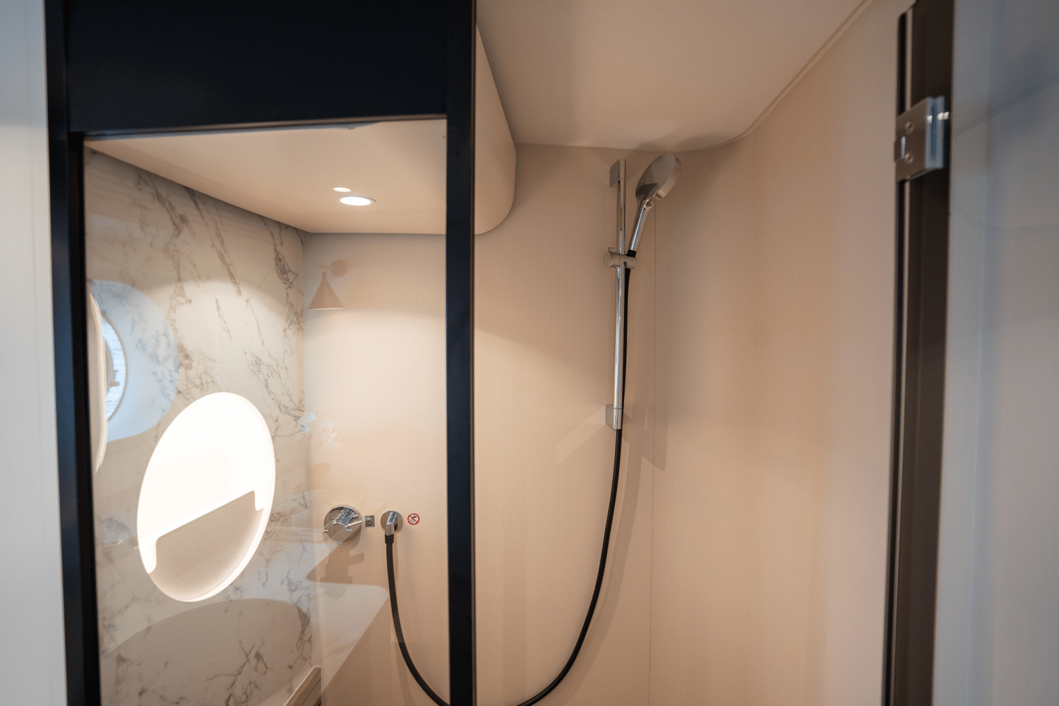 2025 Azimut Magellano 60 Image Thumbnail #39