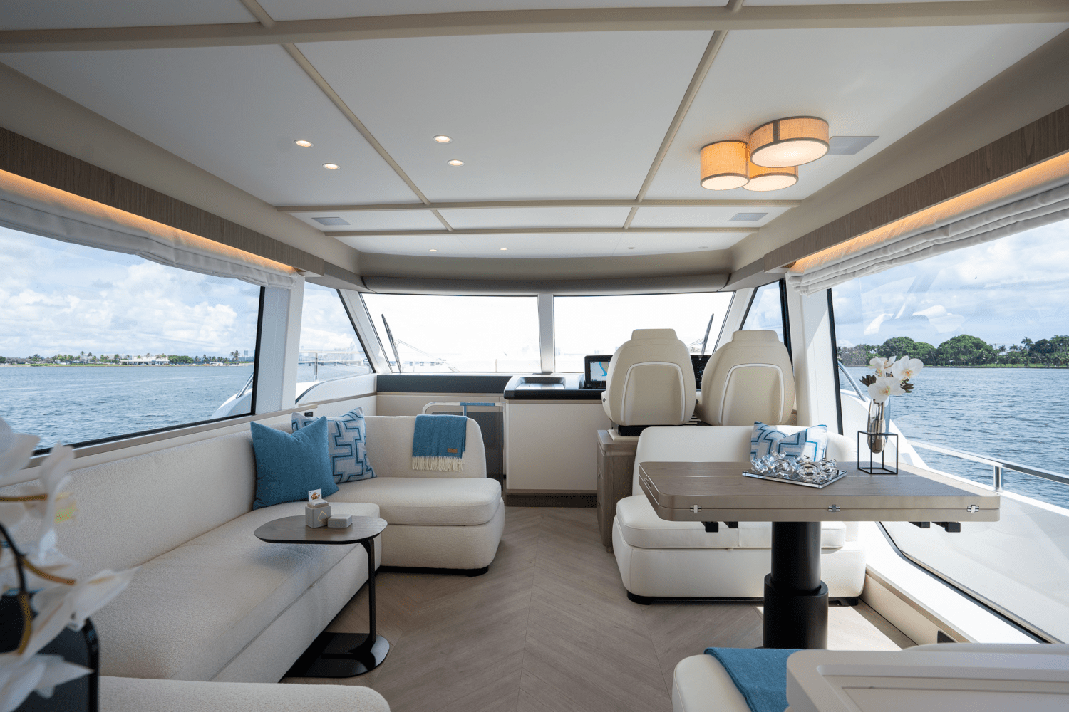 2025 Azimut
                                                             Magellano 60 Image Thumbnail #33