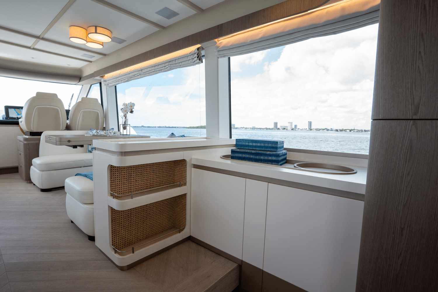 2025 Azimut
                                                             Magellano 60 Image Thumbnail #20