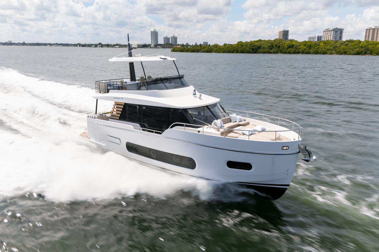 2025 Azimut
                                                             Magellano 60 Image Thumbnail #2