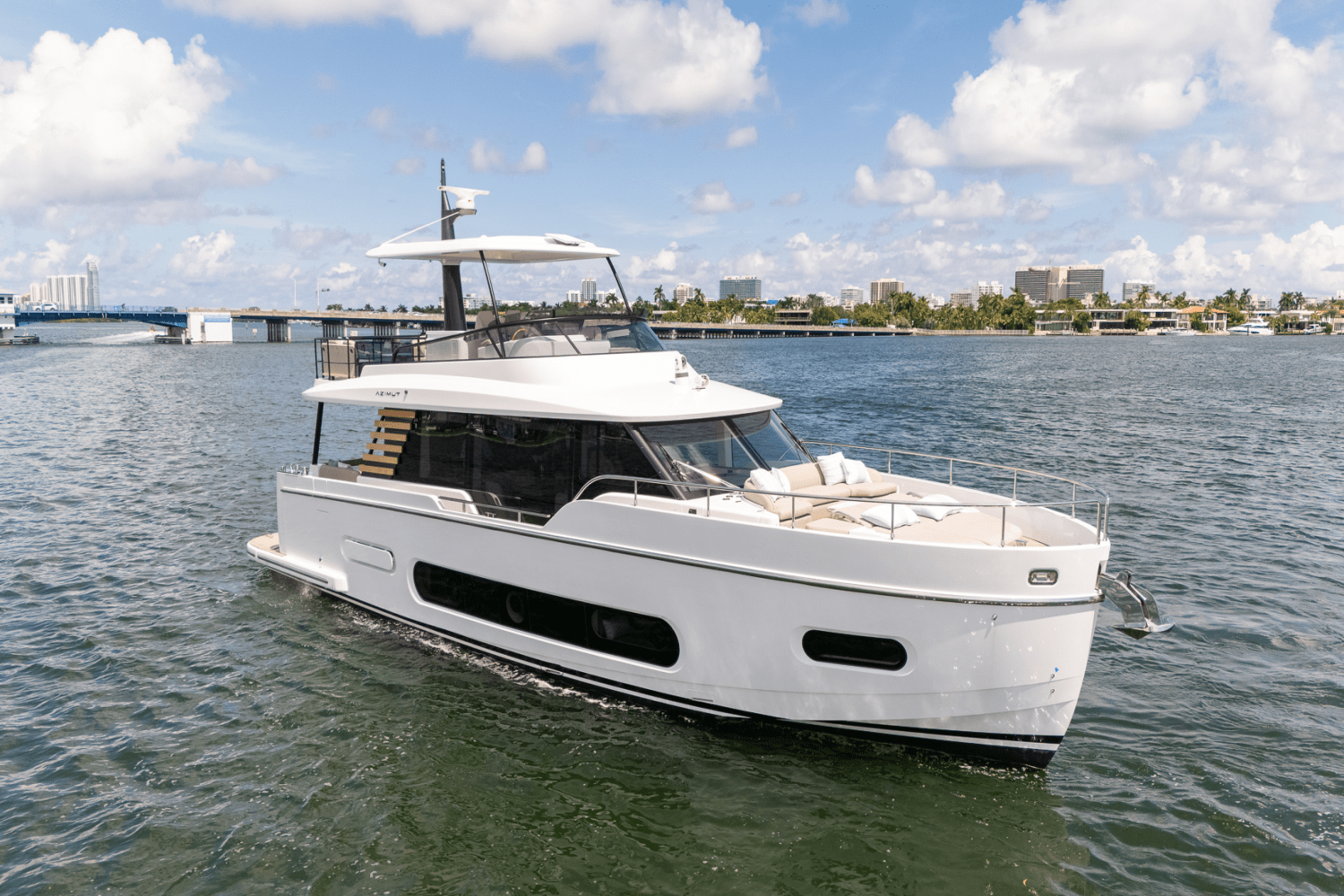 2025 Azimut
                                                             Magellano 60 Image Thumbnail #1