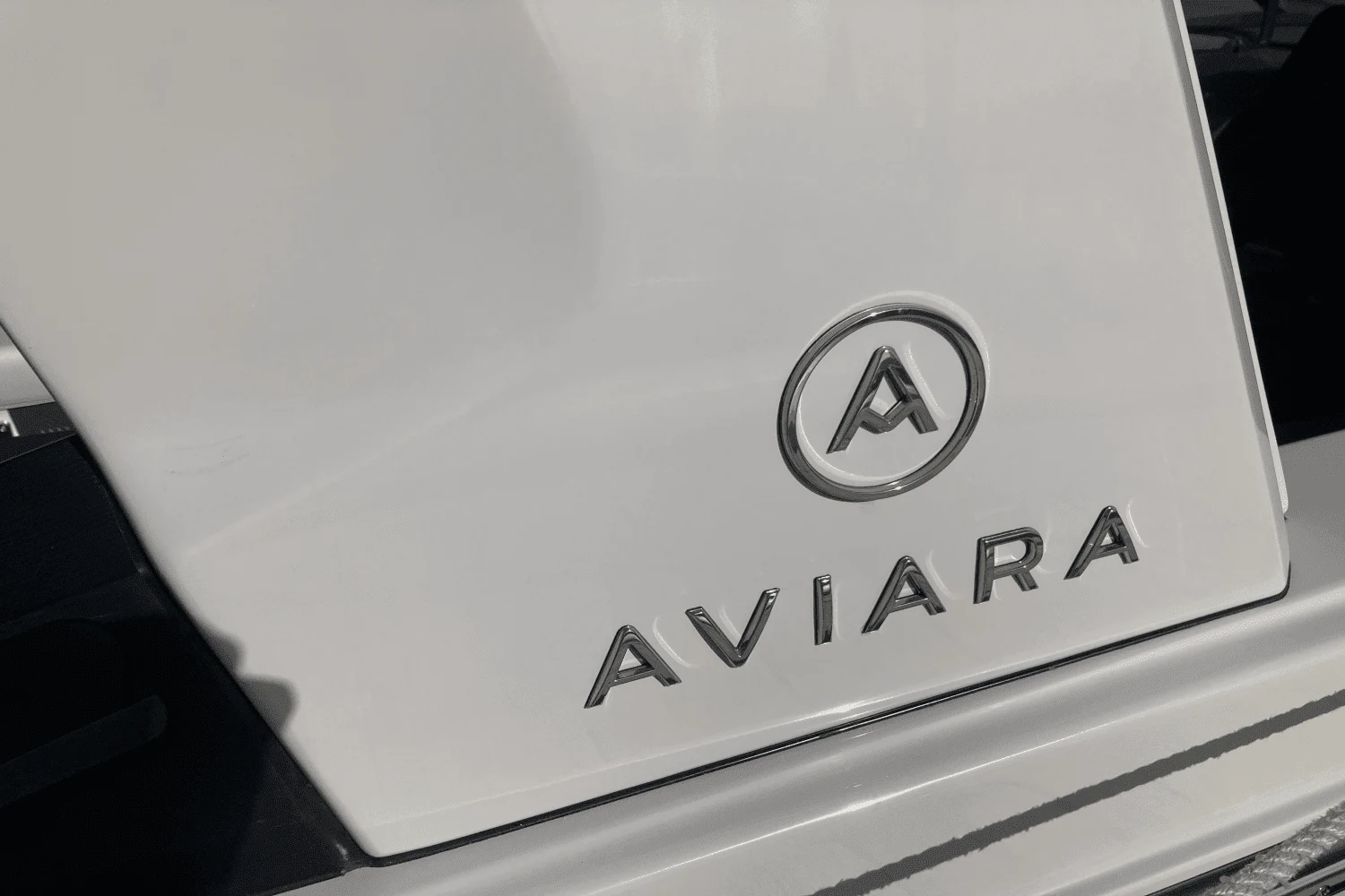 2023 Aviara
                                                             AV32 Outboard Image Thumbnail #49