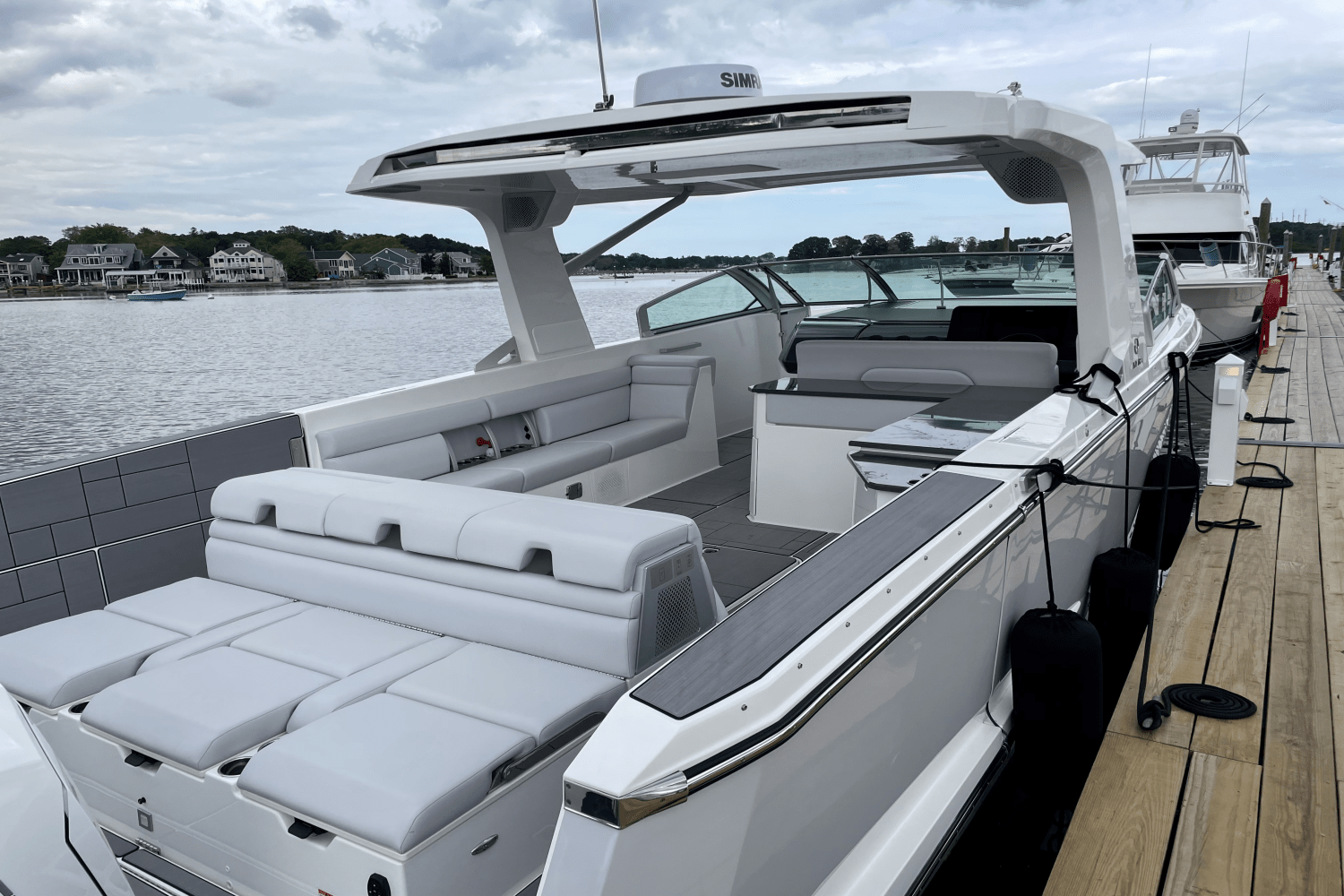2023 Aviara AV40 Outboard Image Thumbnail #4