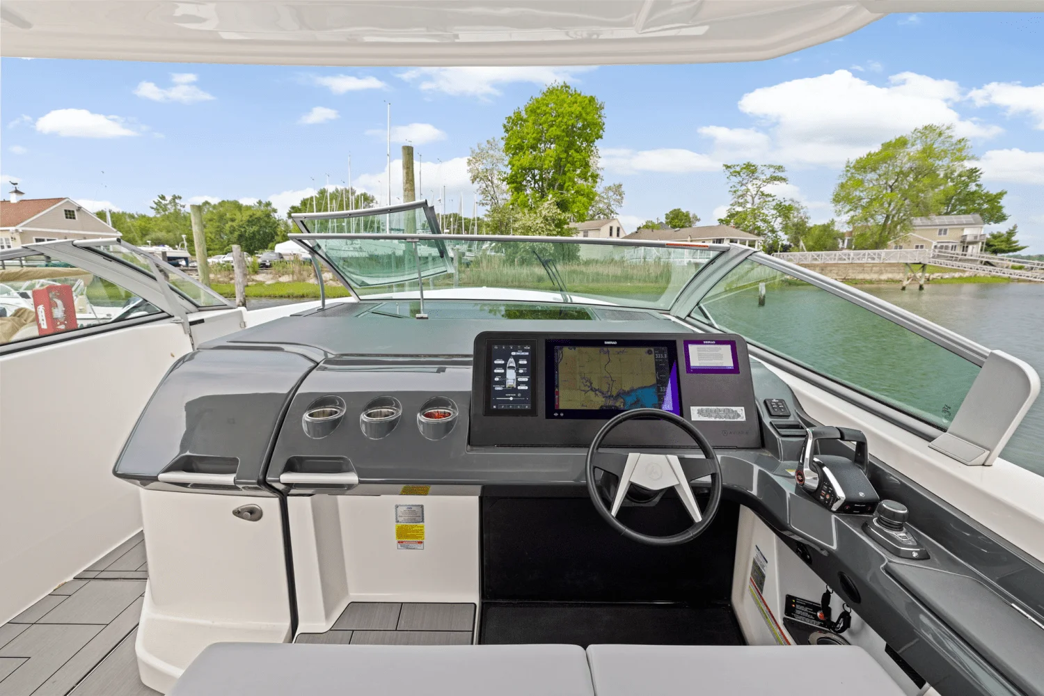 2023 Aviara AV40 Outboard Image Thumbnail #24