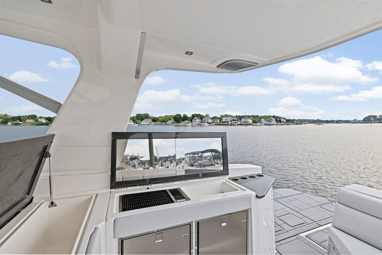 2023 Aviara AV40 Outboard Image Thumbnail #17