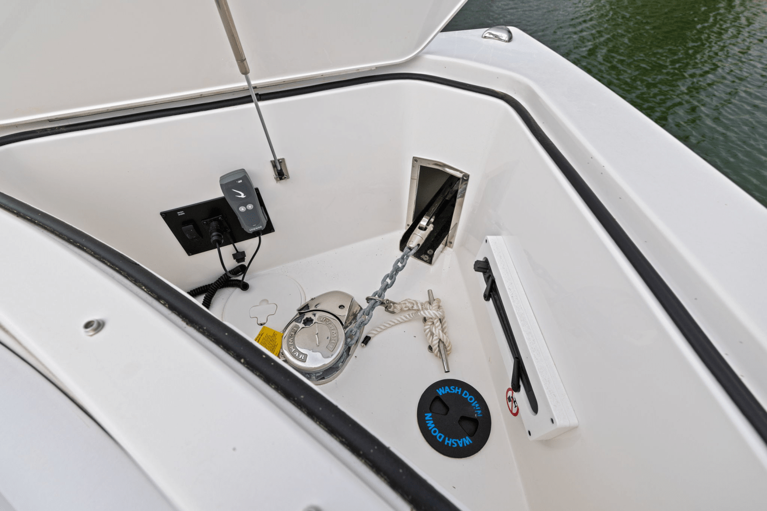 2023 Aviara AV40 Outboard Image Thumbnail #44