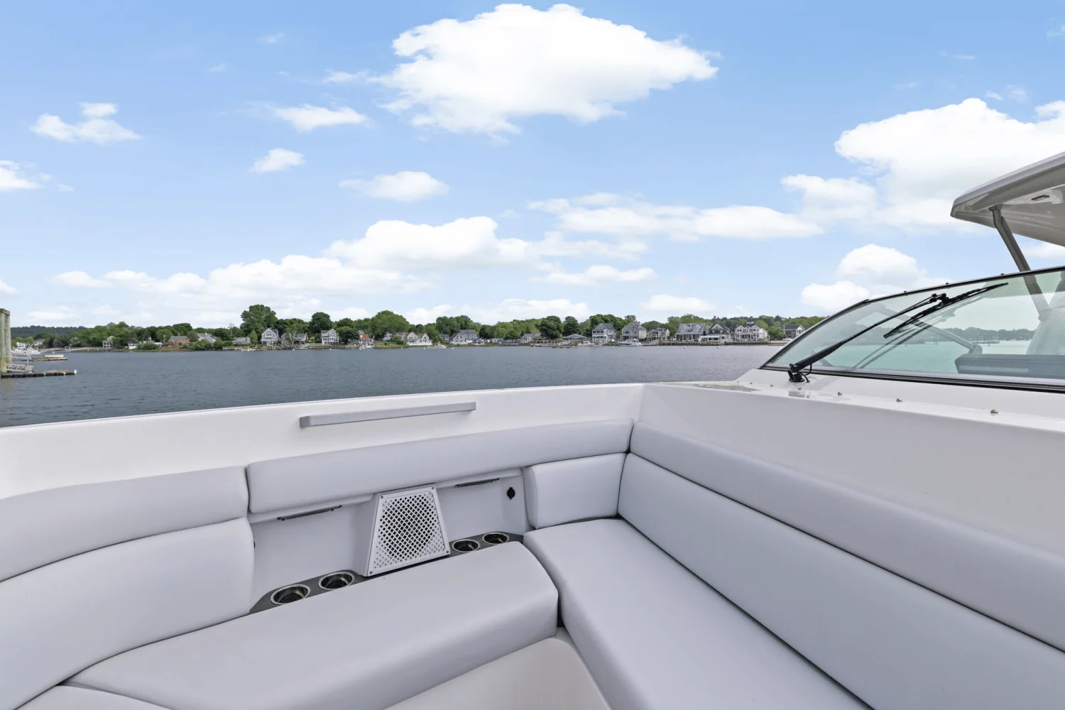 2023 Aviara AV40 Outboard Image Thumbnail #42