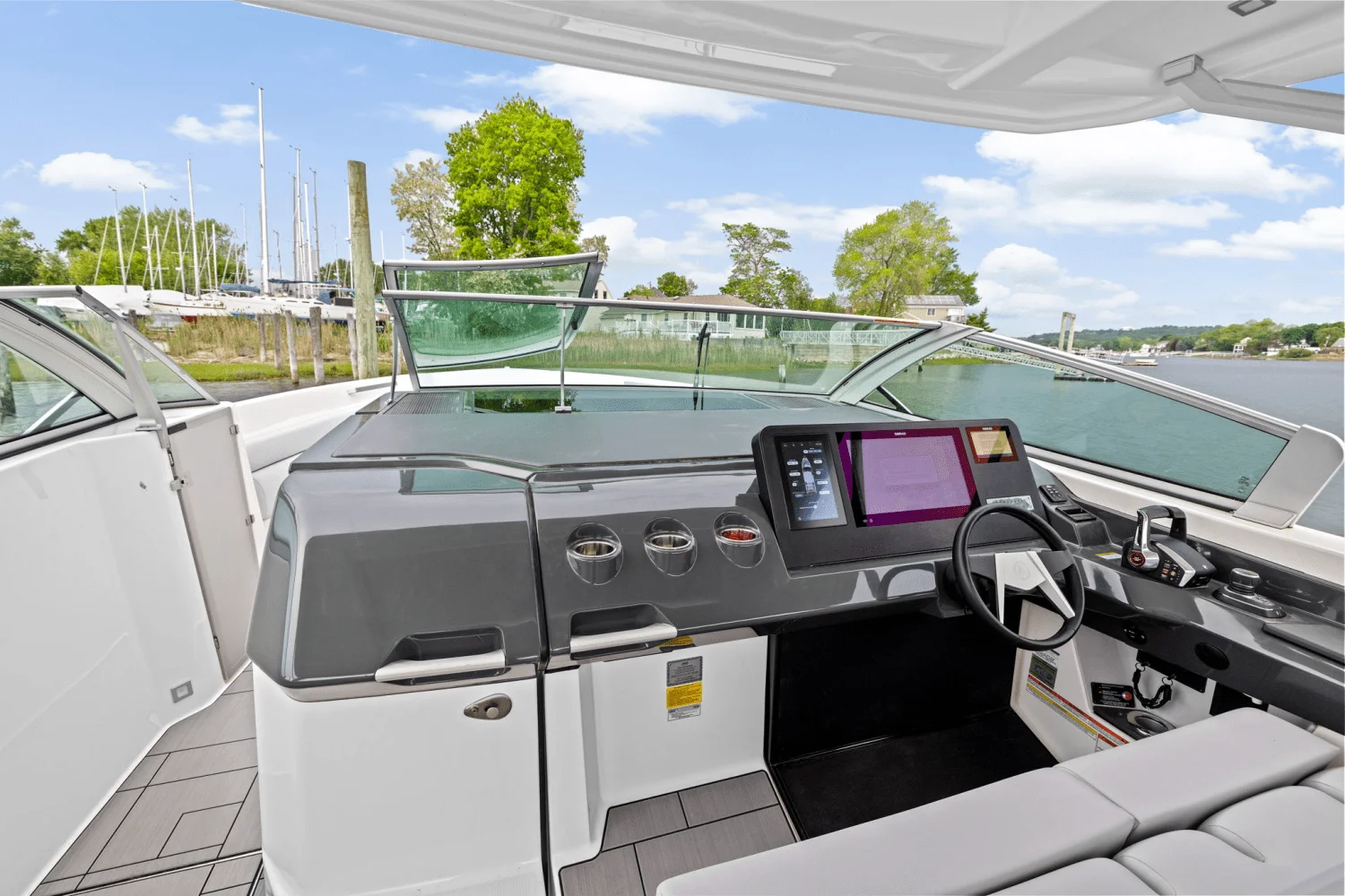 2023 Aviara AV40 Outboard Image Thumbnail #23