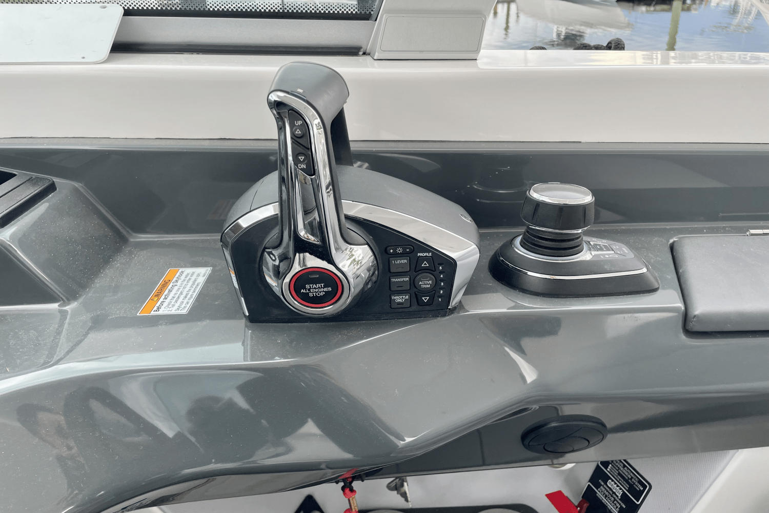 2023 Aviara AV40 Outboard Image Thumbnail #19